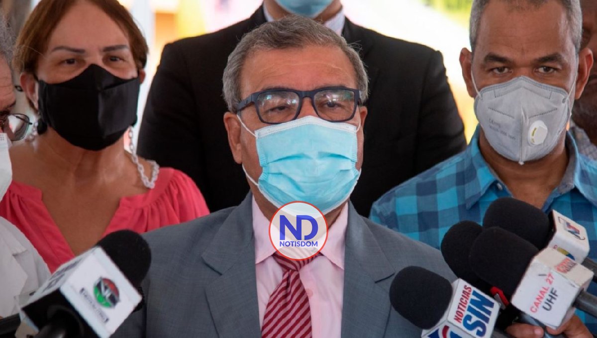 Colegio Médico pide al Gobierno consensuar medidas contra covid