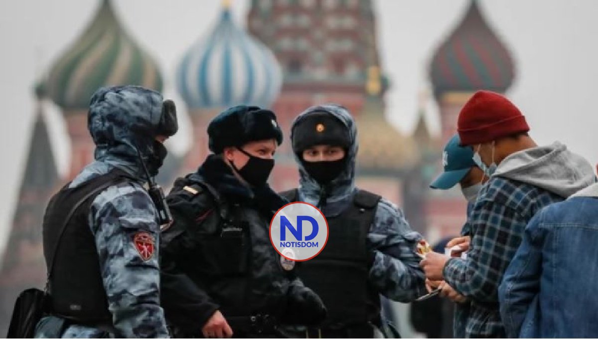 Ucrania pide a sus ciudadanos salgan inmediatamente de Rusia