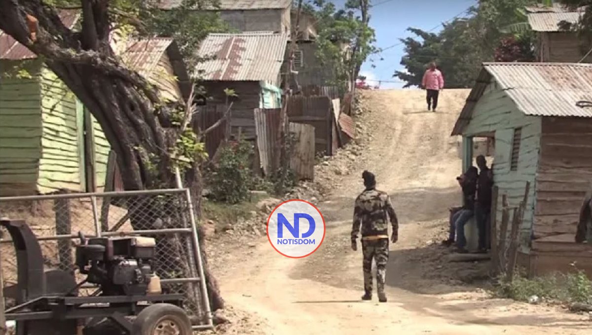 Zonas cercanas al muro carecen de servicios 2 Zonas cercanas al muro carecen de servicios