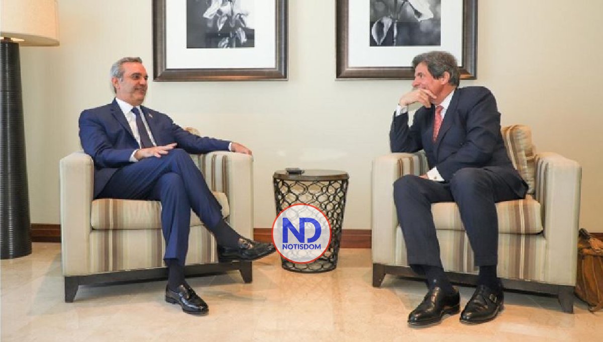 Subsecretario Estado EU destaca manejo Abinader de la Covid-19