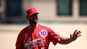 Albert Pujols anuncia oficialmente su retiro después de esta temporada