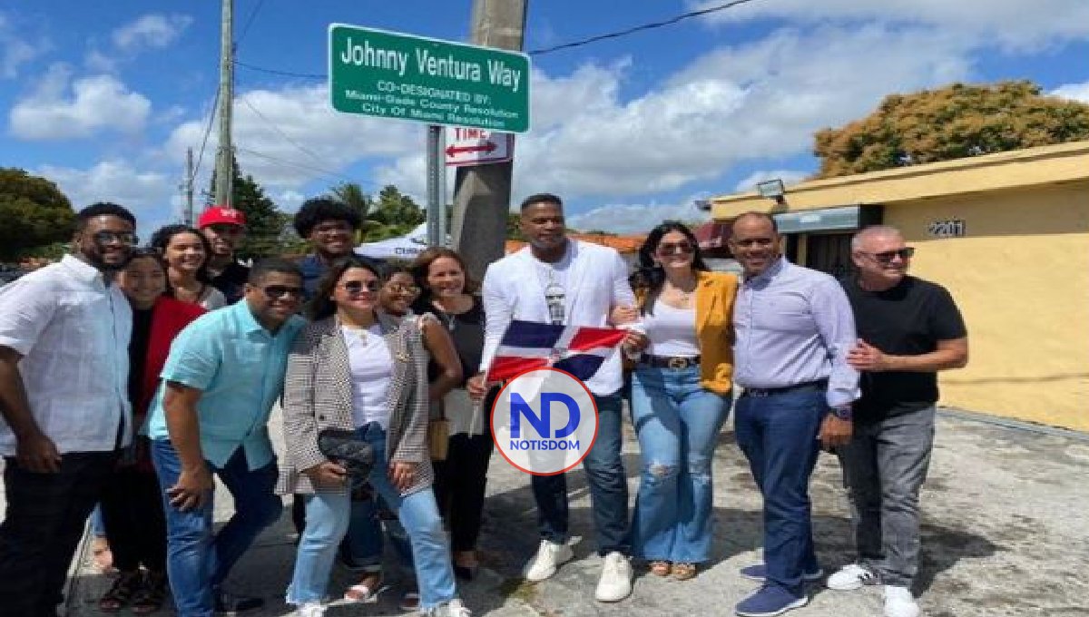 “Calle 16” de Miami lleva nombre de Johnny Ventura 2 “Calle 16” de Miami lleva nombre de Johnny Ventura