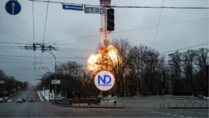 Cinco muertos deja bombardeo ruso a torre de televisión de Kiev