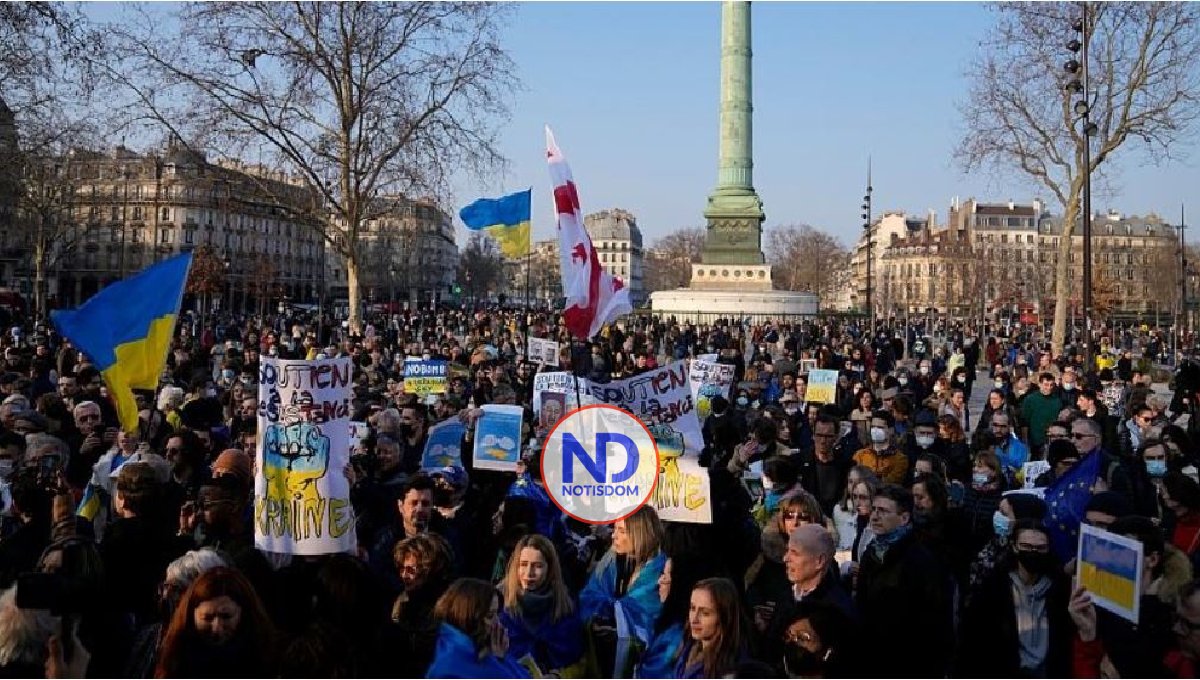 Jornada mundial de protestas en en solidaridad con pueblo Ucrania