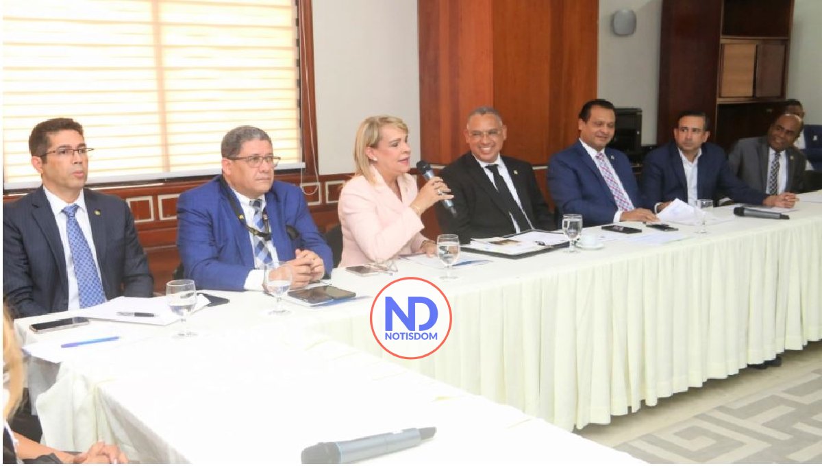 Gremio rechaza proyecto reduciría un 50% honorarios a los notarios