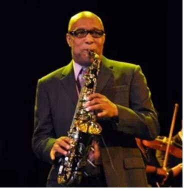 JOSE EL CALVO 1 José El Calvo prepara su disco 14 de su carrera