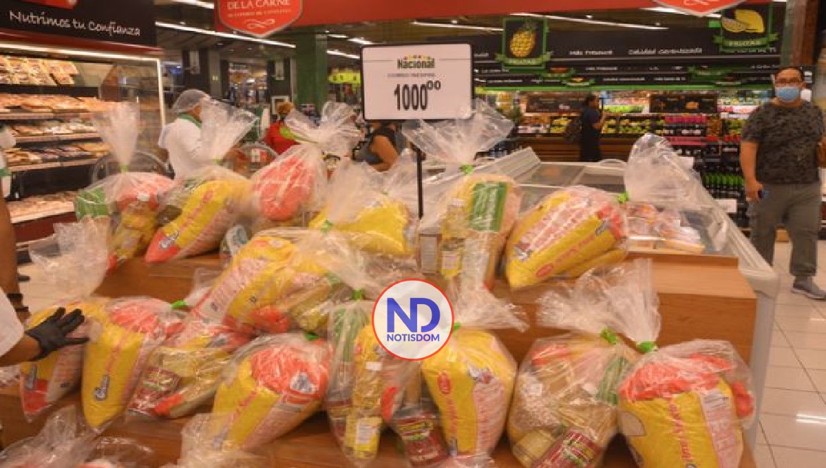 Abinader da respiro al público con “combo” de alimentos