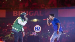 Myke Towers una sensación en concierto anoche