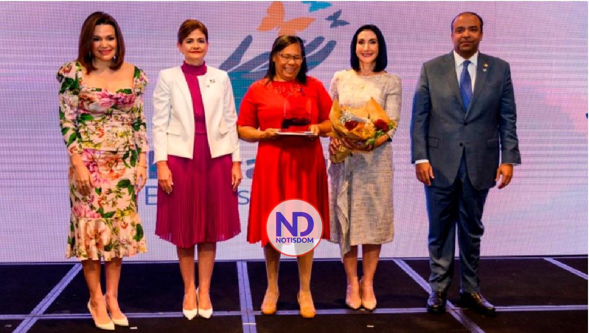Voluntariado Banreservas reconoce dominicanas destacadas