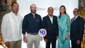 Celebran 20 aniversario Seguros Reservas
