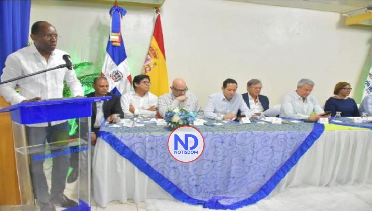 Lanzan programa para fomentar turismo sostenible en Pedernales 2 Lanzan programa para fomentar turismo sostenible en Pedernales
