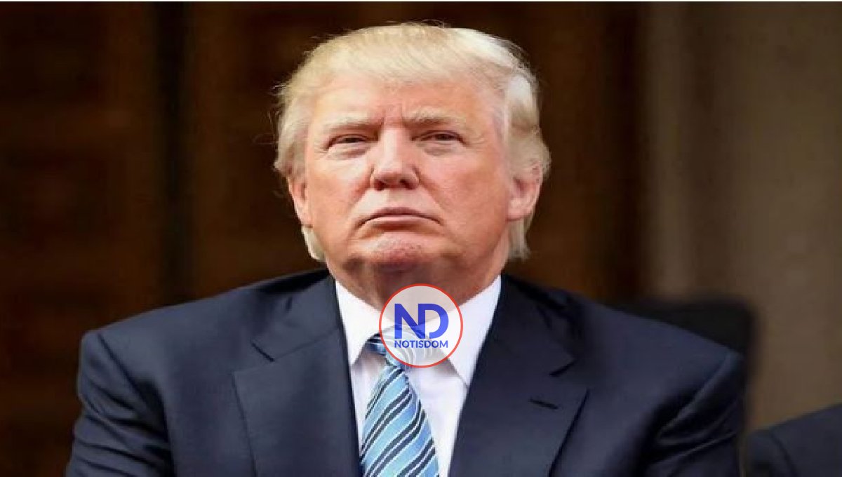 Juez declara al expresidente Trump en desacato y le impone una multa