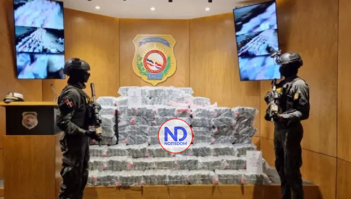 SPM: La DNCD y Armada arrestan tres con 810 paquetes de cocaína