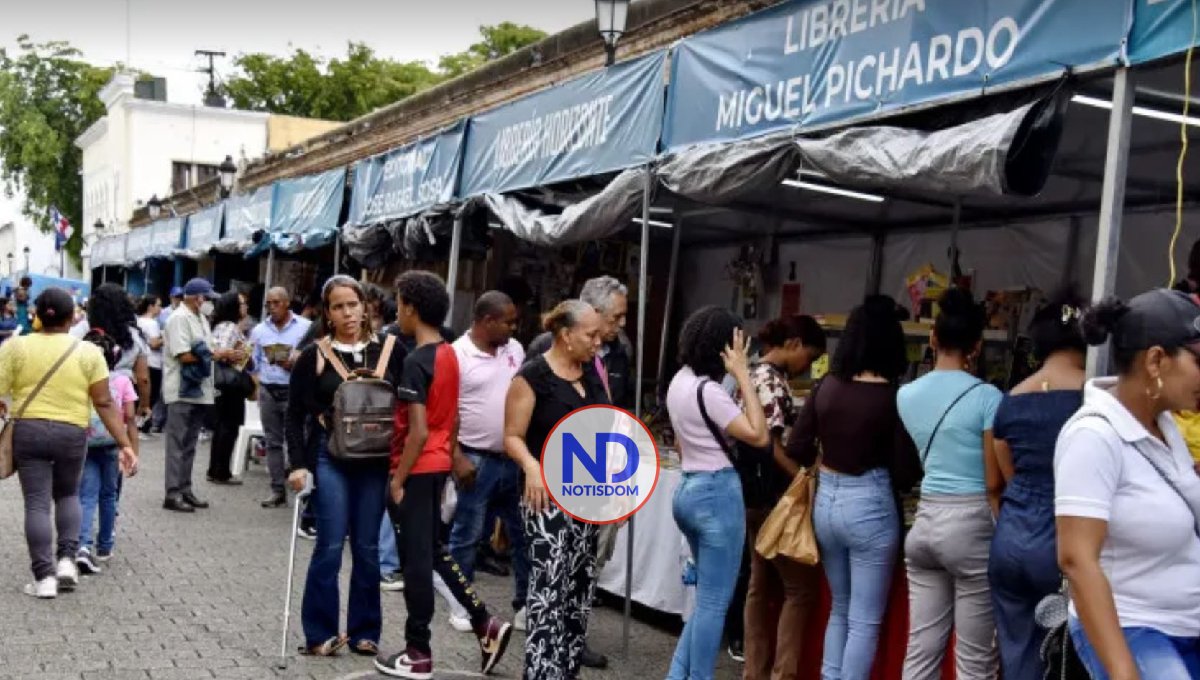 Último sábado de la Feria del Libro cautiva a grandes y pequeños