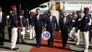 Presidente Iván Duque llega al país en vuelo privado por el AILA