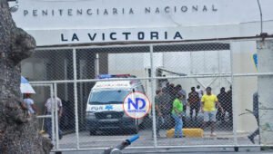 Diputados visitan la Cárcel de La Victoria