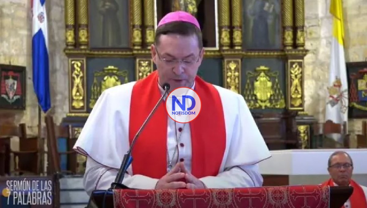 Monseñor pide por niños abandonados y personas acosadas en redes sociales