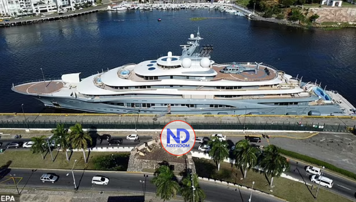 Ministerio Público allana yate Flying Fox por lavado de activos y tráfico de armas 2 Ministerio Público allana yate Flying Fox por lavado de activos y tráfico de armas