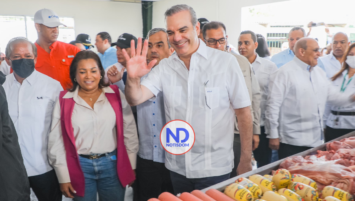 Presidente Abinader a la oposición: «Que no se opongan a que el pueblo coma más barato»