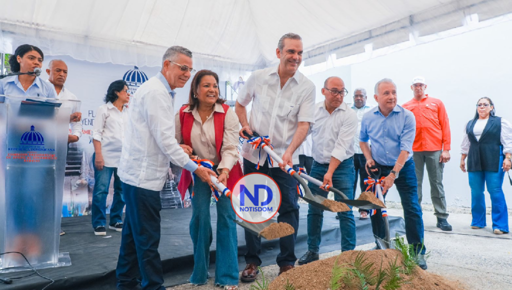 NOTISDOM FOTOS 2022 04 11T095807.116 Presidente Abinader lleva soluciones a SDE y SDN durante intensas jornadas de trabajo