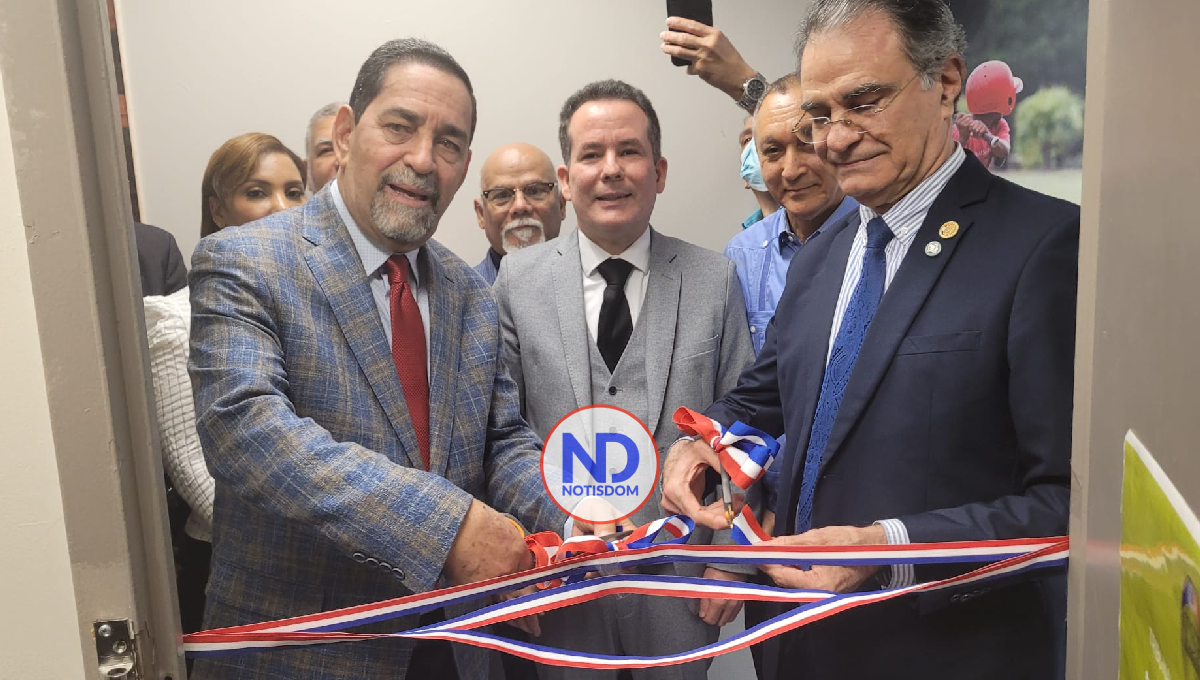 Inauguran oficina TSE en NY; la UASD realiza seminario a líderes políticos y comunitarios