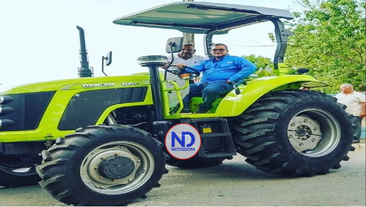 FEDA impulsa la ganadería de la región Este con entrega tractores