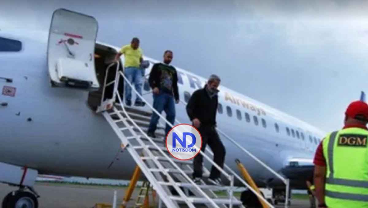 Llegan a RD otros 75 exconvictos que deportó EE.UU.