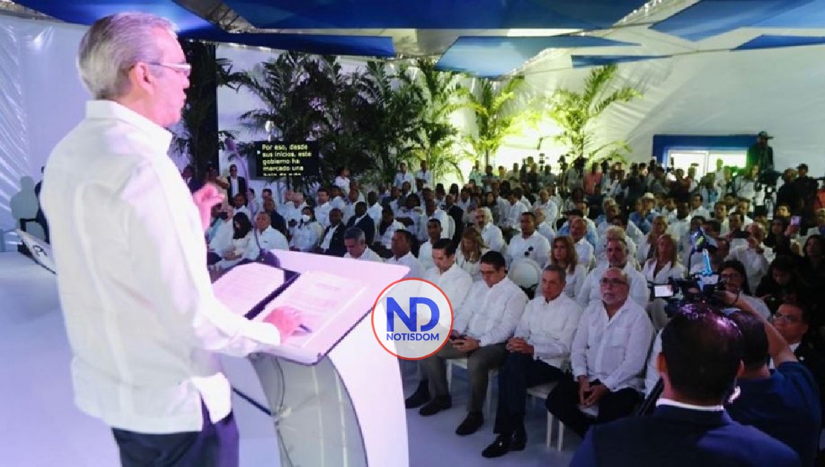 Abinader dice han instalado 200 MW, inversión US$800 millones