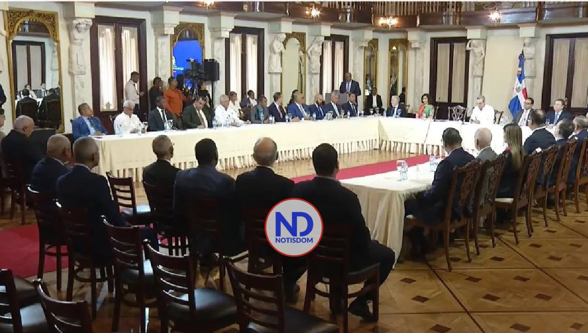 Gobierno anuncia a los ganadores de la licitación de plantas en Manzanillo