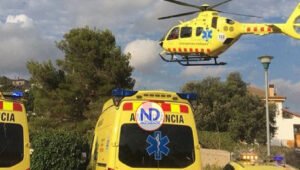 Al menos un muerto y 80 heridos tras choque de trenes