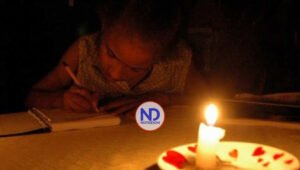 Apagones por salida de plantas golpean a los dominicanos