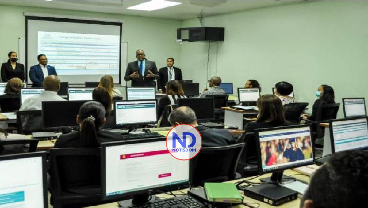 Resalta avances en la gestión financiera de los ayuntamientos