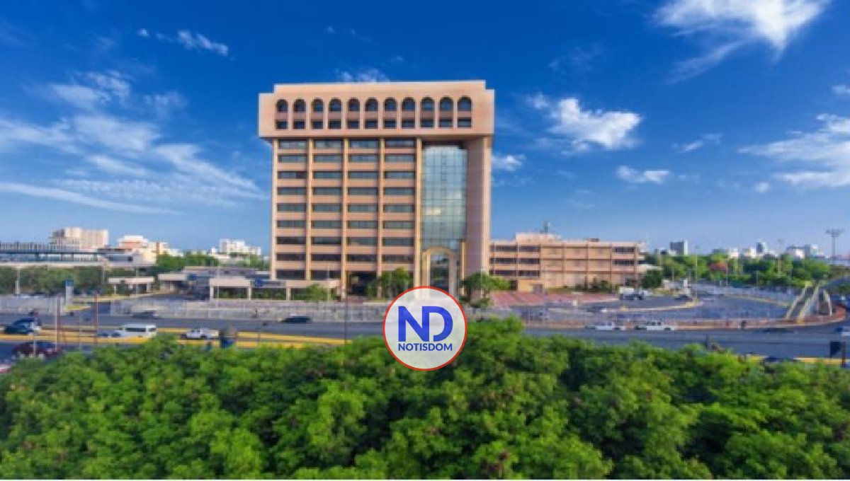 Nueve de cada 10 empresas hacen negocio con el Banco Popular