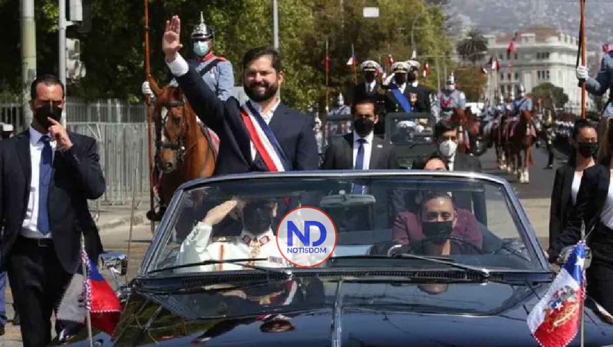 Disparan a chofer de Boric y roban auto oficial