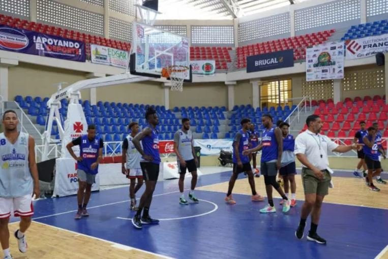 CARLOS MORBAN Marineros de Puerto Plata inician sus entrenamientos 