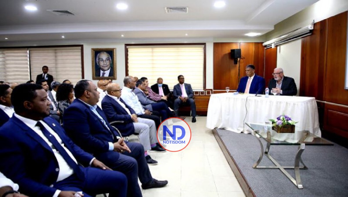 Plantón a los legisladores saldría caro a funcionarios