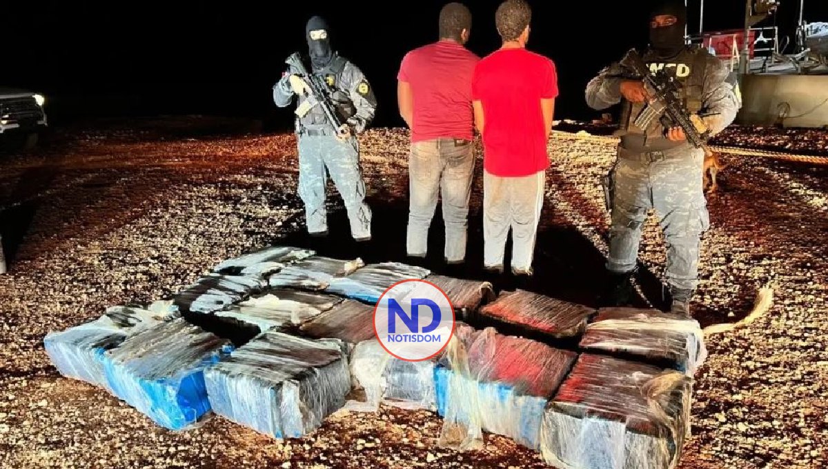 Ocupan 494 paquetes cocaína y apresan dos en costas Pedernales