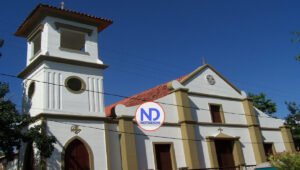 Comisión urge remodelar iglesia católica parque