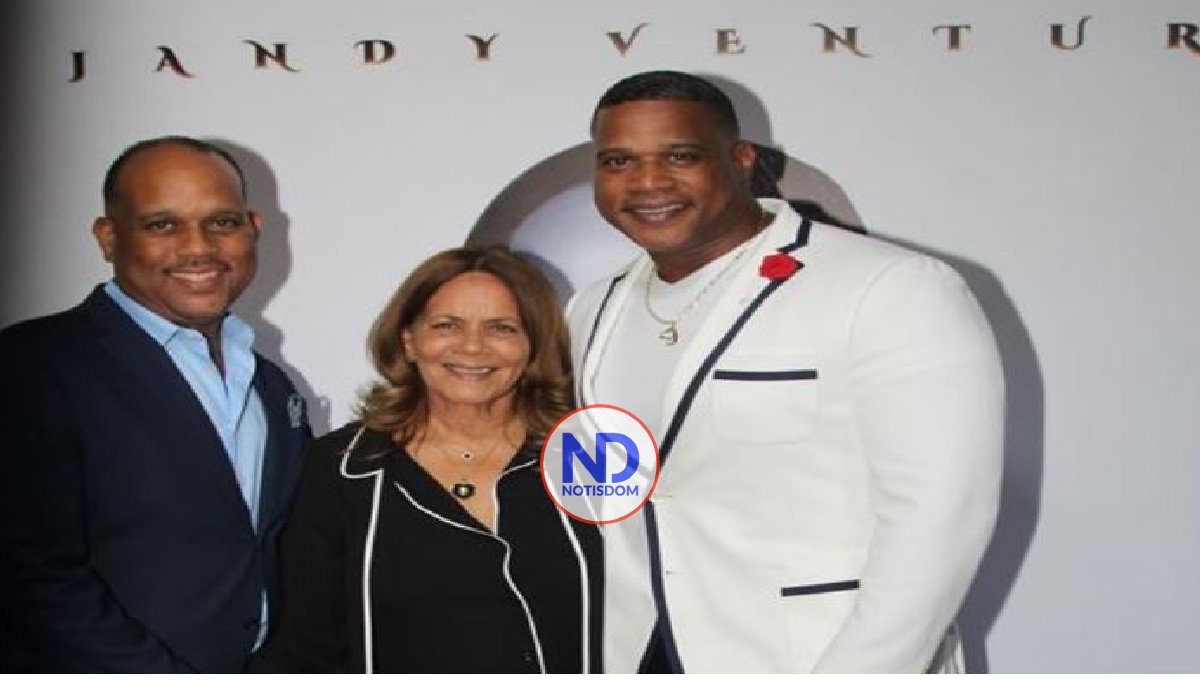 Lanzan álbum Jandy y 14 artistas interpretando a Johnny Ventura