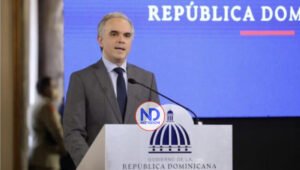 Ministro de Trabajo felicita a los trabajadores en su día