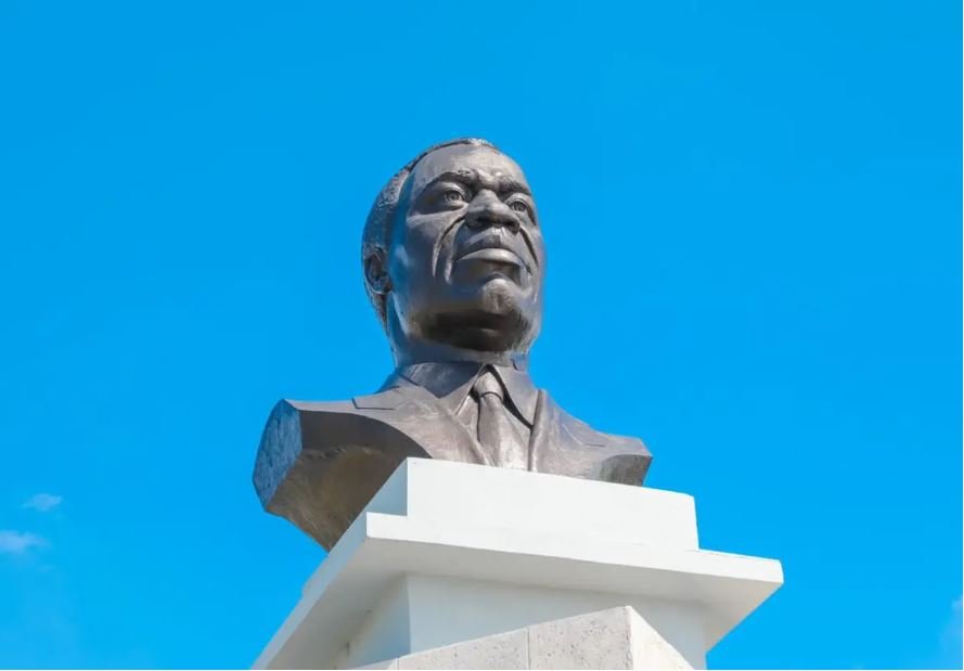 PENA GOMEZ 4 Luis Abinader llama a honrar memoria de José Francisco Peña Gómez