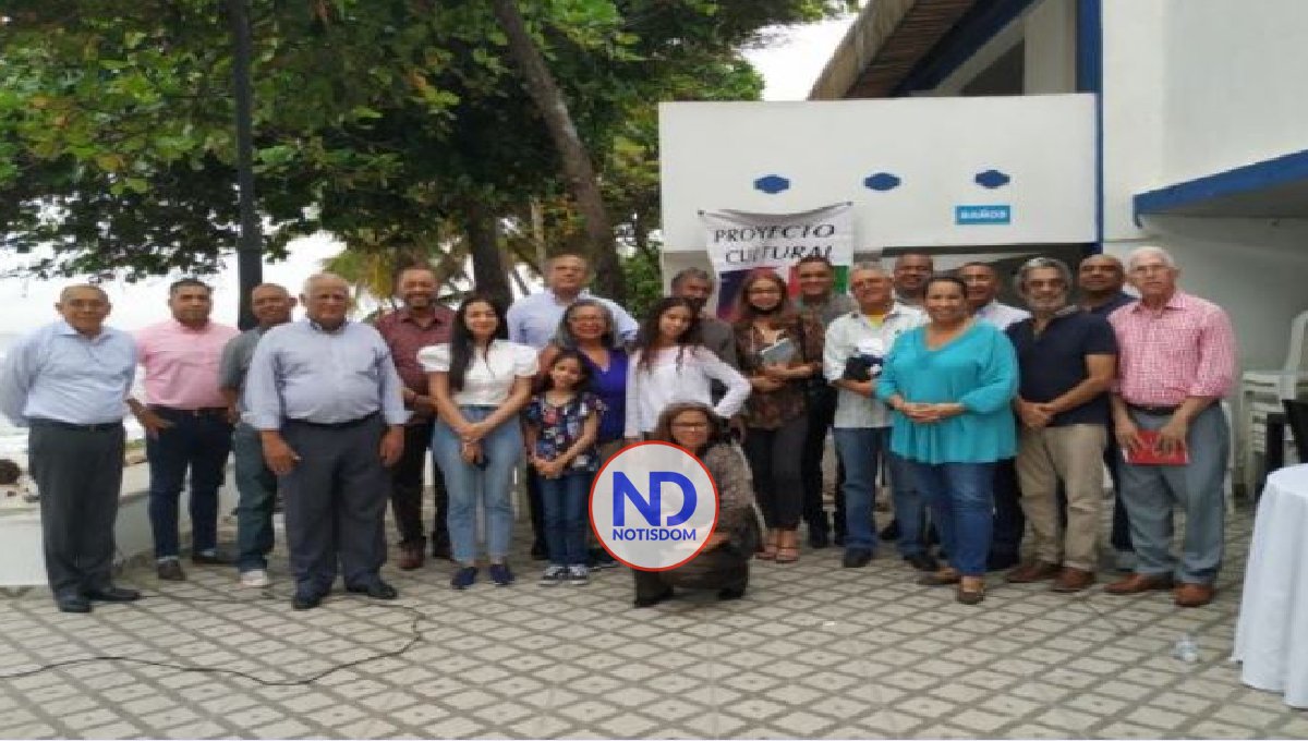 Celebran en SD quinta versión Festival Mundial Poesía por la Paz