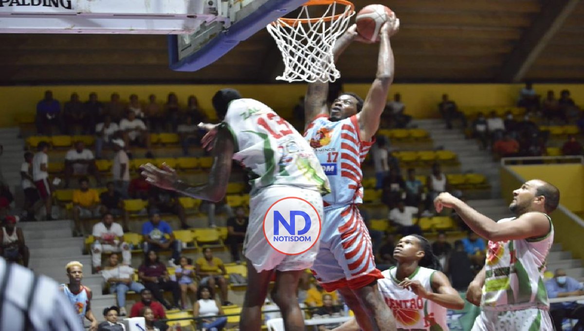 Quisqueya y Consuelo triunfan en el baloncesto superior de SPM