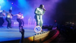 Yiyo Sarante llena de público el United Palace de NY en celebración 10 años de carrera