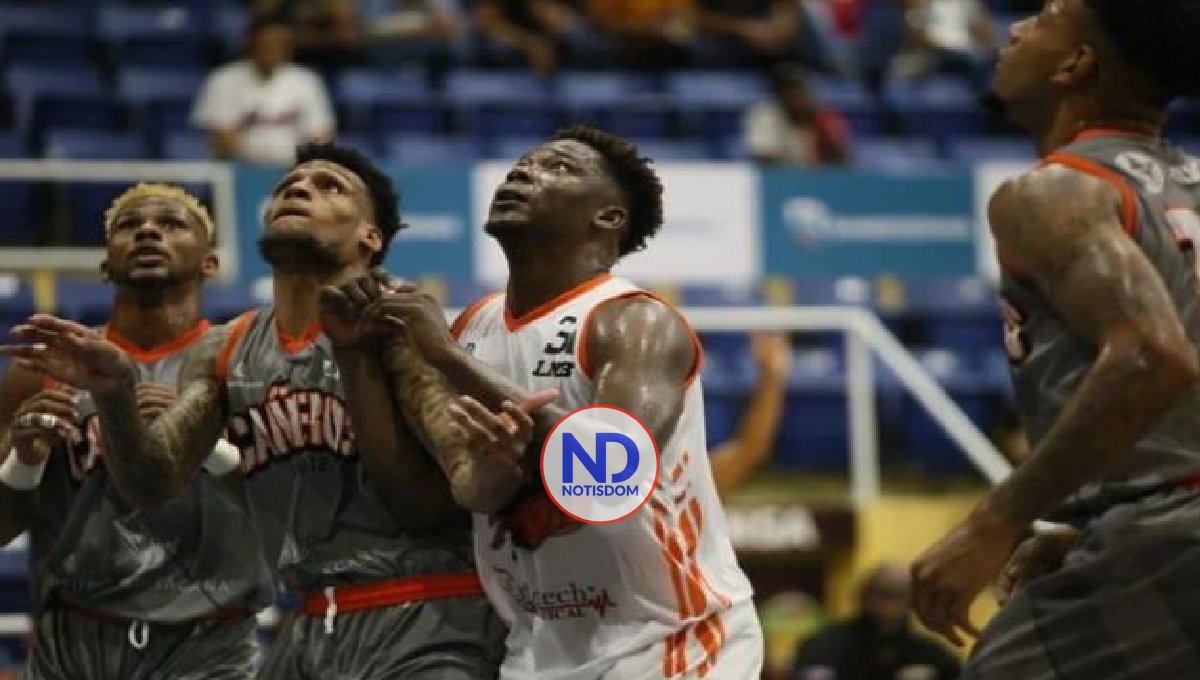 Taylor y Solano guían a Reales frente a los Cañeros