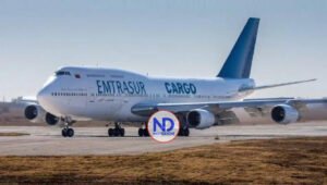 Argentina retiene a tripulantes de avión sancionado por EEUU