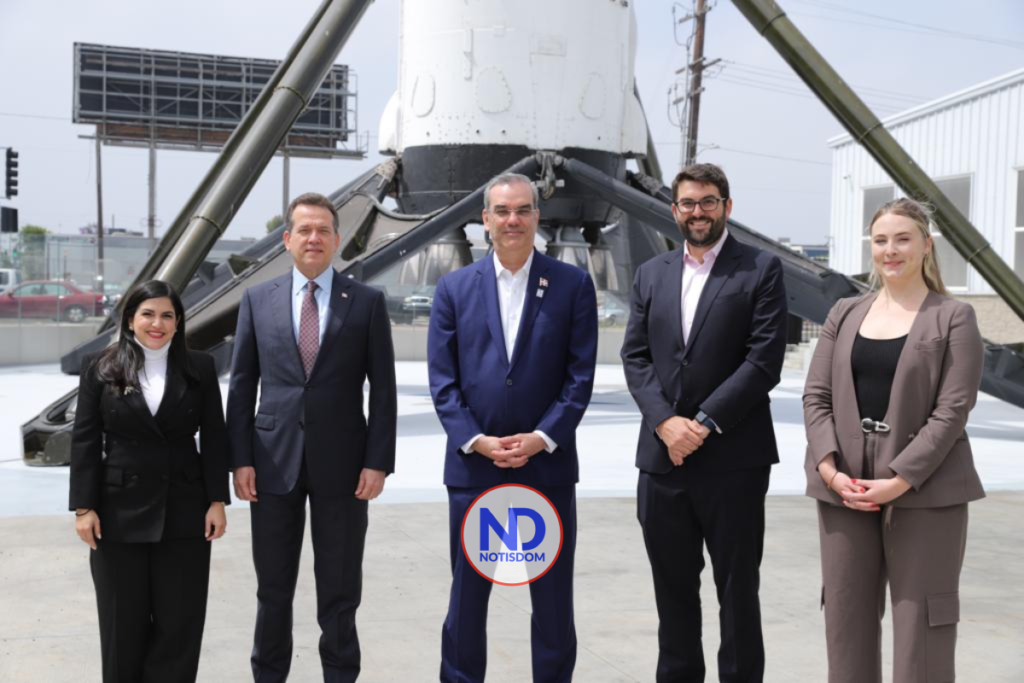Abinader visita Starlink Presidente Abinader dice RD proyecta recibir este año US$3,500 millones en inversiones extranjeras