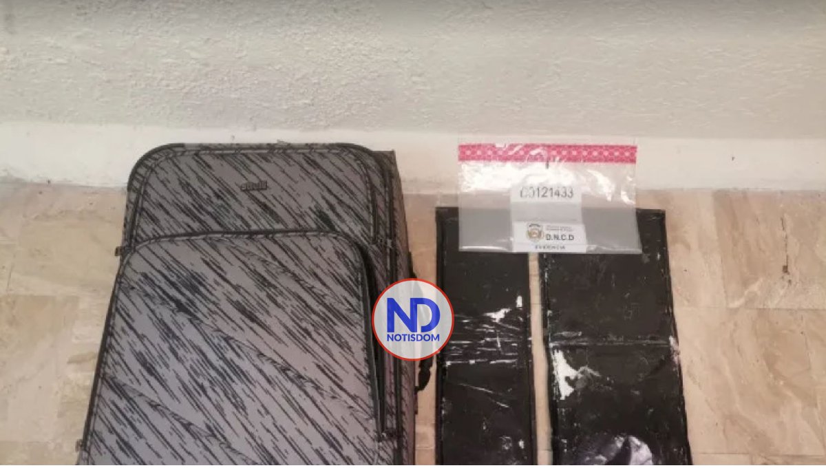 Apresan dominico-holandés con más de tres kilos presumiblemente cocaína 2 Apresan dominico-holandés con más de tres kilos presumiblemente cocaína