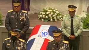 Policía Nacional despide con honores al general Cristóbal Morales muerto en accidente