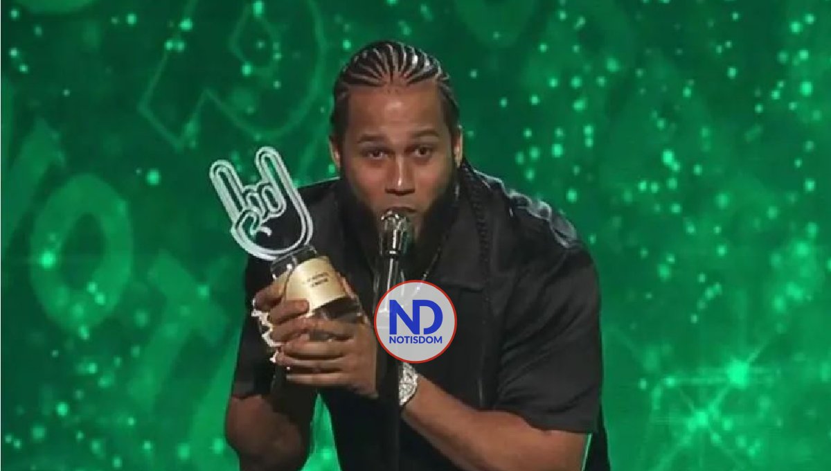 El Alfa se alza con tres Premios Tu Música Urbana